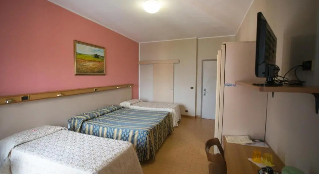 Четырёхместный номер Standard Hotel Novara