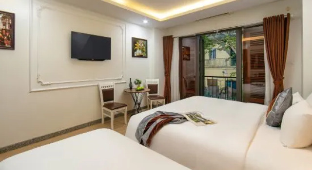 Трёхместный номер Executive с балконом Tunger Premium Hotel & Travel
