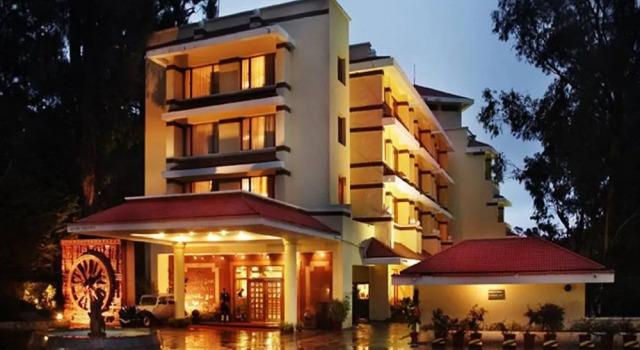 Gem Park Ooty, Забронировать Отель Отели штата Тамилнада с завтраком, Завтраки