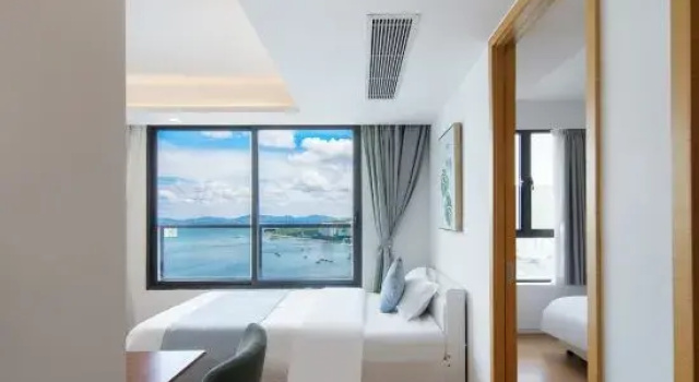 Люкс Executive с 2 комнатами с видом на море Huidong Tangxia Resort Hotel (Xunliaowan Financial Street Sea World)