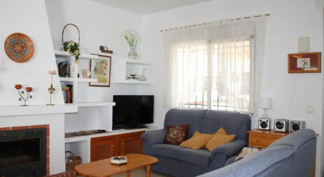 Casa Pino Spainsunrentals 1045, Забронировать Отель Отели Нерха с бассейном, рядом с Пляж Бурриана, Бассейн