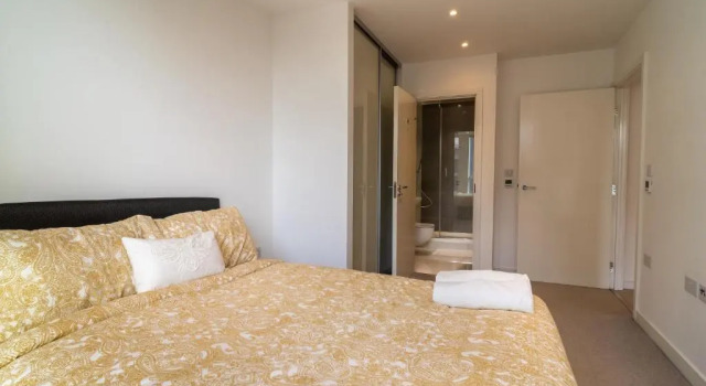 Luxury 2-bed Croydon Apartment Near Gatwick