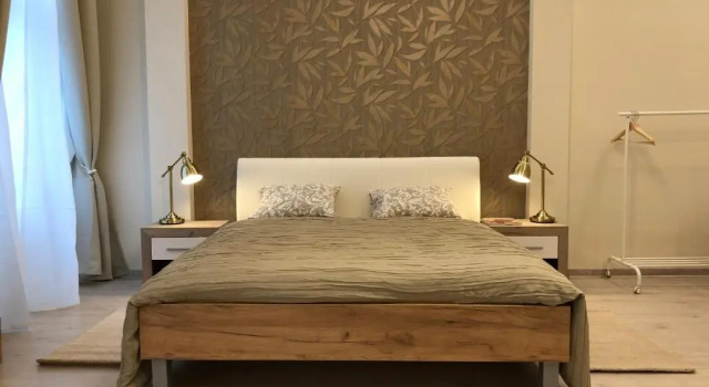 Апартаменты Deluxe Goldcentral Apartments - Stylish Apartments - Wine Tasting Access