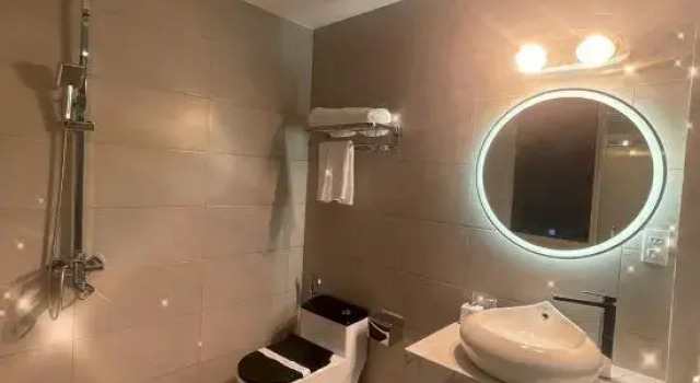 Rosy Hotel, Забронировать Отель Отели Ханоя с завтраком, Завтраки