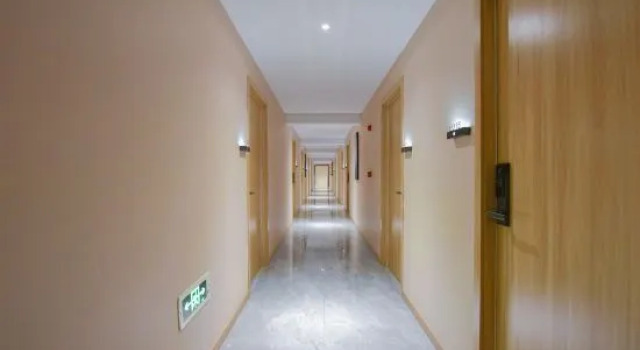 Yiduo Intelligent Hotel (Xifoshan Branch), Book Hotel Hoteller i Sichuan med parkering, Parkering