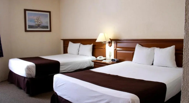 Четырёхместный номер Standard Hotel Santa Irene Guadalajara