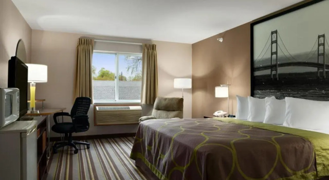 Standard Zimmer Super 8 by Wyndham Manistee
