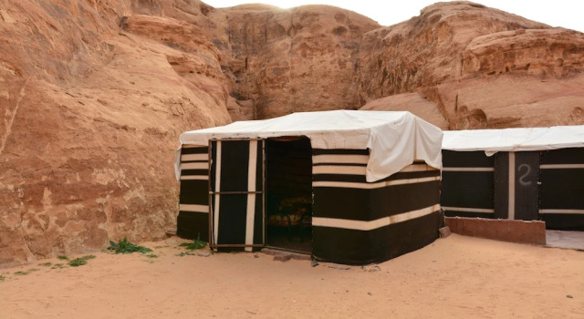 Zelt Bedouin Directions