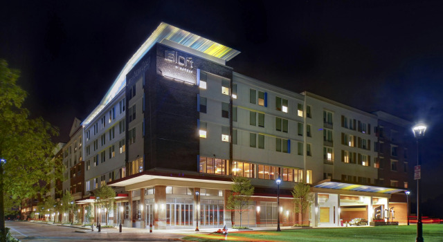 Aloft Richmond, Book Hotel Hoteller i Short Pump med pool, Swimmingpool