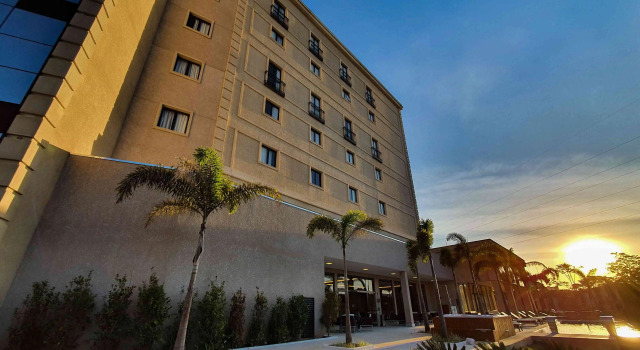Class Hotel Piracicaba, Забронировать Отель Пирасикаба штат Сан-Паулу