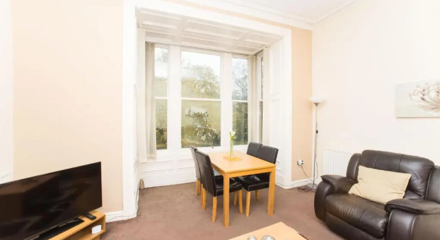 Elms West Apartments, Varaa Huoneisto Asunnot kohteessa Merseyside, Huoneisto