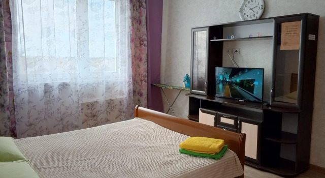 Сургутские квартиры на улице Крылова, Забронировать Апартаменты/квартира Сургут Сургутский район