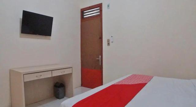 OYO 91776 Bina Family Homestay, Rezerwuj Hotel Medan Sumatra