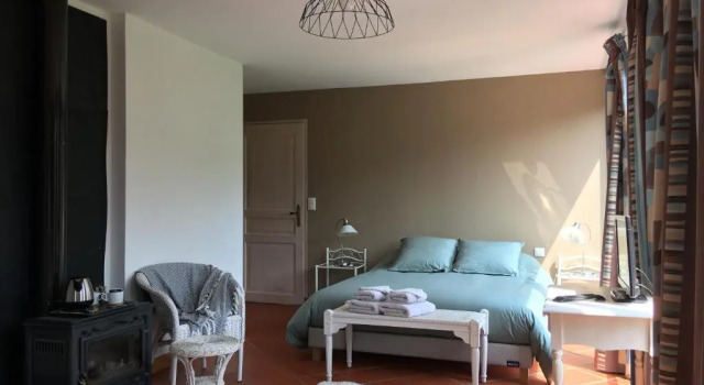 Номер Standard Chambres dhôtes Mas La Tardosse