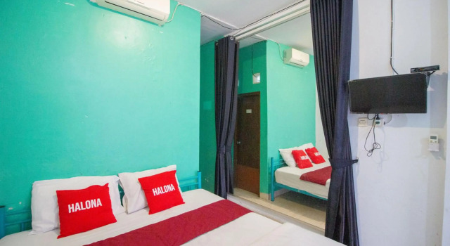 OYO 3707 Halona Guesthouse