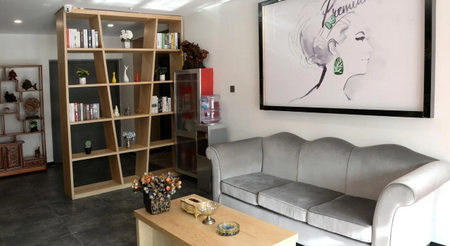 7 Days Premium·Ulanqab Victoria Square, Book Hotel Hotels in Inner Mongolia with Parking, Parking