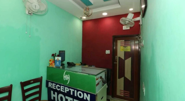 Oyo 89261 Hotel Happy, Prenota Hotel Calcutta 