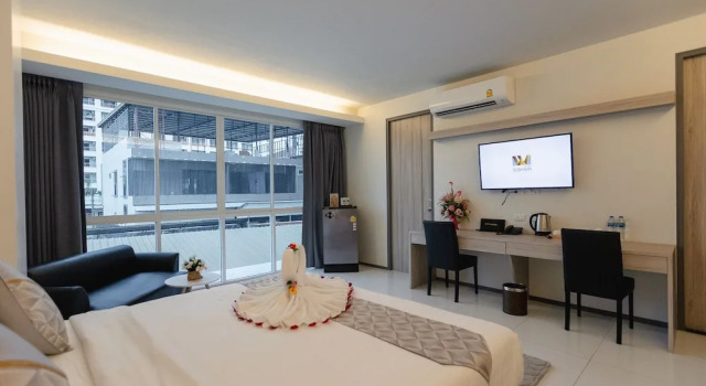 Семейный номер Standard с балконом SUBANAN Hotel and Residence, Hatyai - โรงแรมทรัพย์อนันต์ เรสซิเด้นซ์ หาดใหญ่