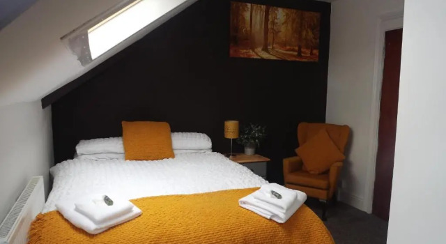 The Dolphin Hotel & Restaurant, Забронировать Отель Пембрук Пембрукшир