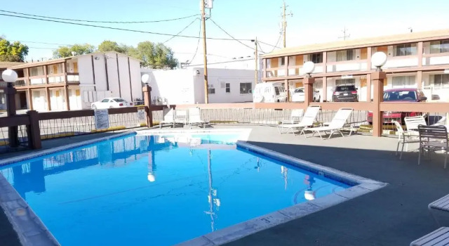 Thunderbird Motel, Boek Motel Hotels in Missouri met zwembad, Zwembad