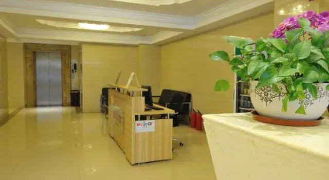 Dongguan Jufu Hotel (Changping Xianglong World Shop), Boek Hotel Hotels in Guangdong met parkeren, Parkeren
