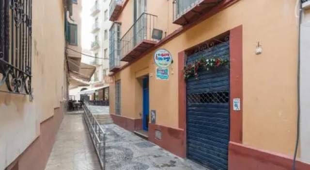 Plaza de la Merced Parking Incluido - S2