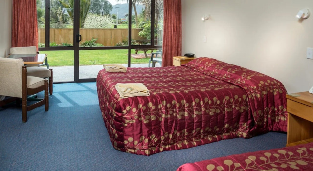 Karamea Hotel, Забронировать Отель Отели South Island с парковкой, Парковка