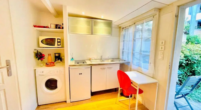 Студия с видом на сад La petite Maison dans la Croix Rousse