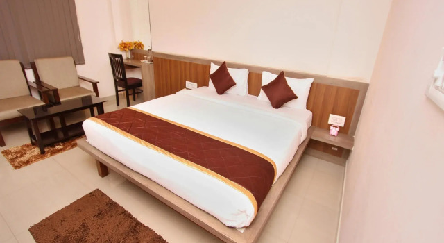 Oom Rooms Polo Inn By OYO Rooms, Забронировать Отель Отели Индиранагара 3 звезды, 3*