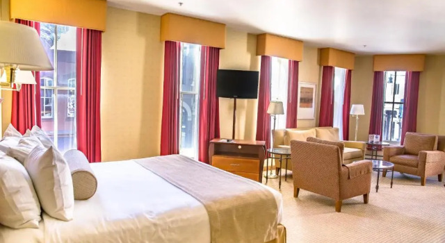 Полулюкс Century Casino & Hotel - Central City
