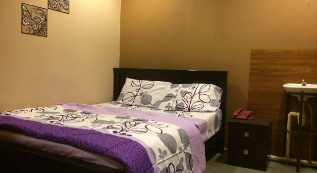 Funky Crib Hotel