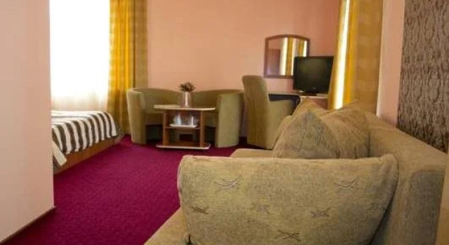 Hotel Xe-Mar, Book Hotel Billige hoteller i Arad