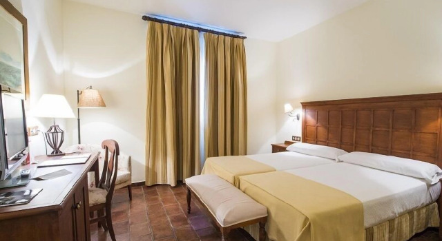 Hospedium Hotel Cortijo Santa Cruz, Buchen Sie Hotel  
