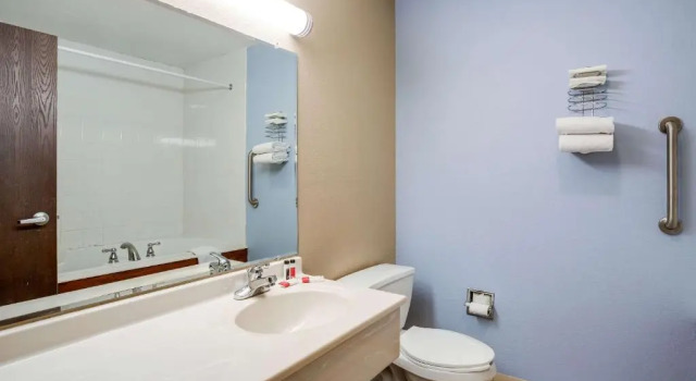 Standard Zimmer Quality Inn Calvert City - Paducah East