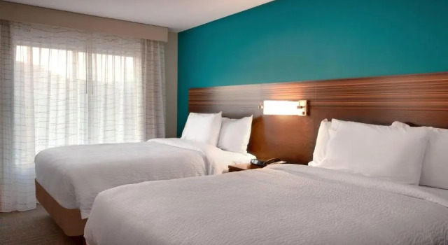 Четырёхместный люкс c 1 комнатой Residence Inn by Marriott Salt Lake City-West Jordan