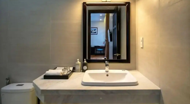 Номер Deluxe с красивым видом из окна Serene River Hoian