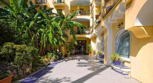 Av Isola Verde Hotel Thermal Spa, Забронировать Курортный отель Курортные отели Искья, рядом с Порт Искья, Курортный отель