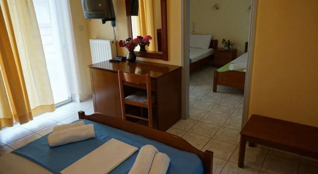 Iraklis Hotel, Book Hotel Hotels in Epirus with Parking, Parking