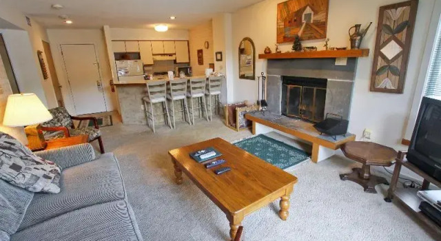 Люкс с 3 комнатами Mountain Lodge at Okemo, A Vail Resorts Property