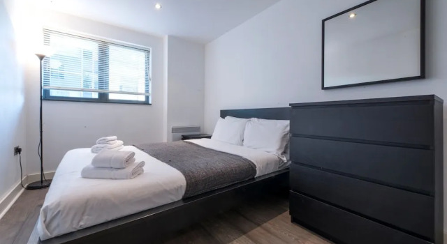 Spacious 2 Bedroom Apartment in Manchester City Centre, Varaa Huoneisto Asunnot kohteessa Merseyside, Huoneisto