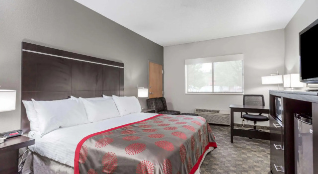 Номер Standard Comfort Inn Huntington near University area