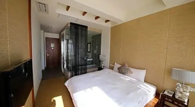 Двухместный номер Deluxe с балконом и с видом на море Hainan Island Sea View Resort