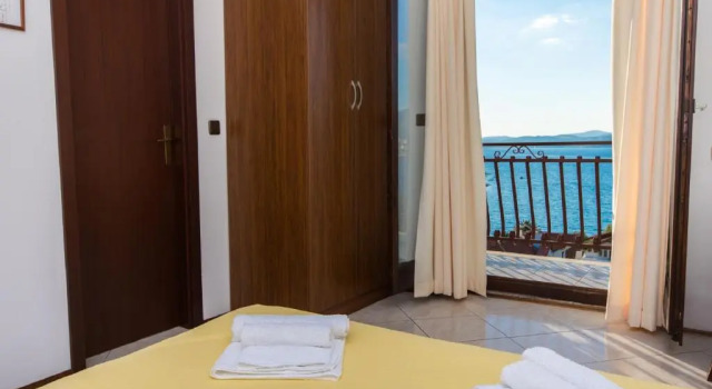 Четырёхместный номер Standard с балконом Hotel Vagabundo