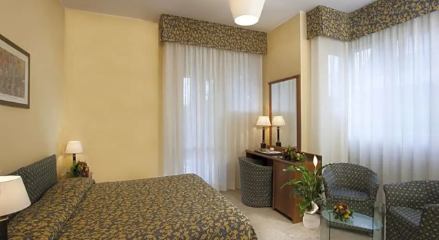 Номер Business Hotel Savoy