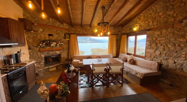 The Little Stone House by the Lake, Reserva ahora Hotel Kastoria 