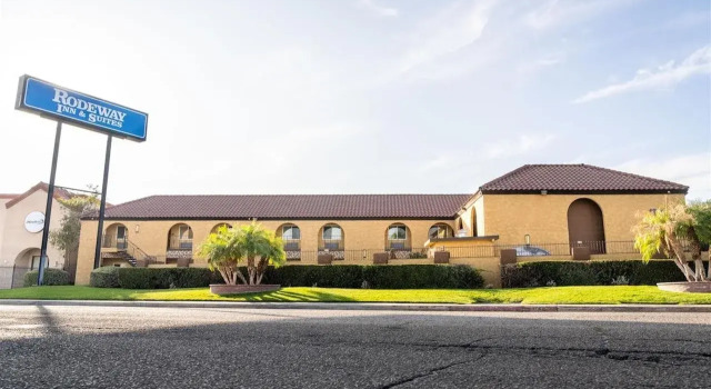 Rodeway Inn & Suites Colton-Riverside, Buchen Sie Hotel SPA-Hotels in Riverside, SPA