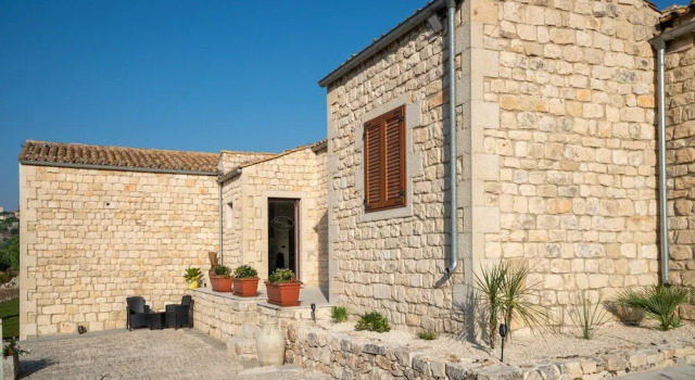 Villa Domus Sicilia - Charming Living, Book Villa Hotels in Sicily with a Pool, Swimming Pool