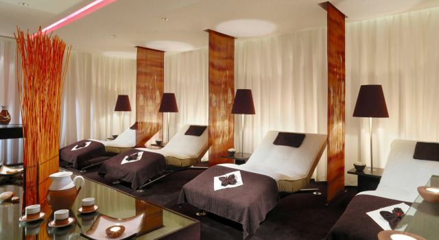 Sheraton Athlone Hotel, Забронировать Отель Атлон 