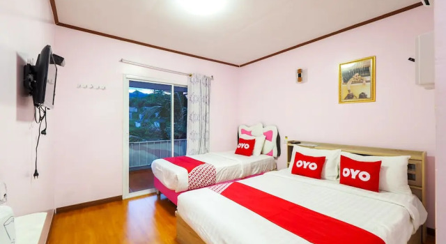 Люкс Superior OYO 75308 Pea Najan Home Resort