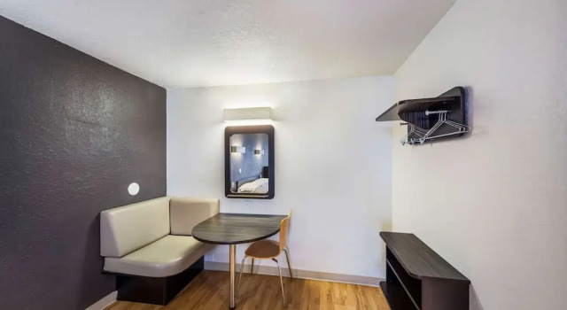 Номер Deluxe Studio 6 Irving, TX - Irving DFW Airport East